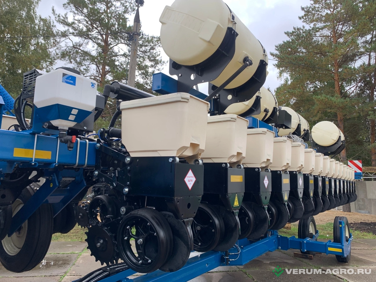 Сеялки - KINZE 3605 Split Row