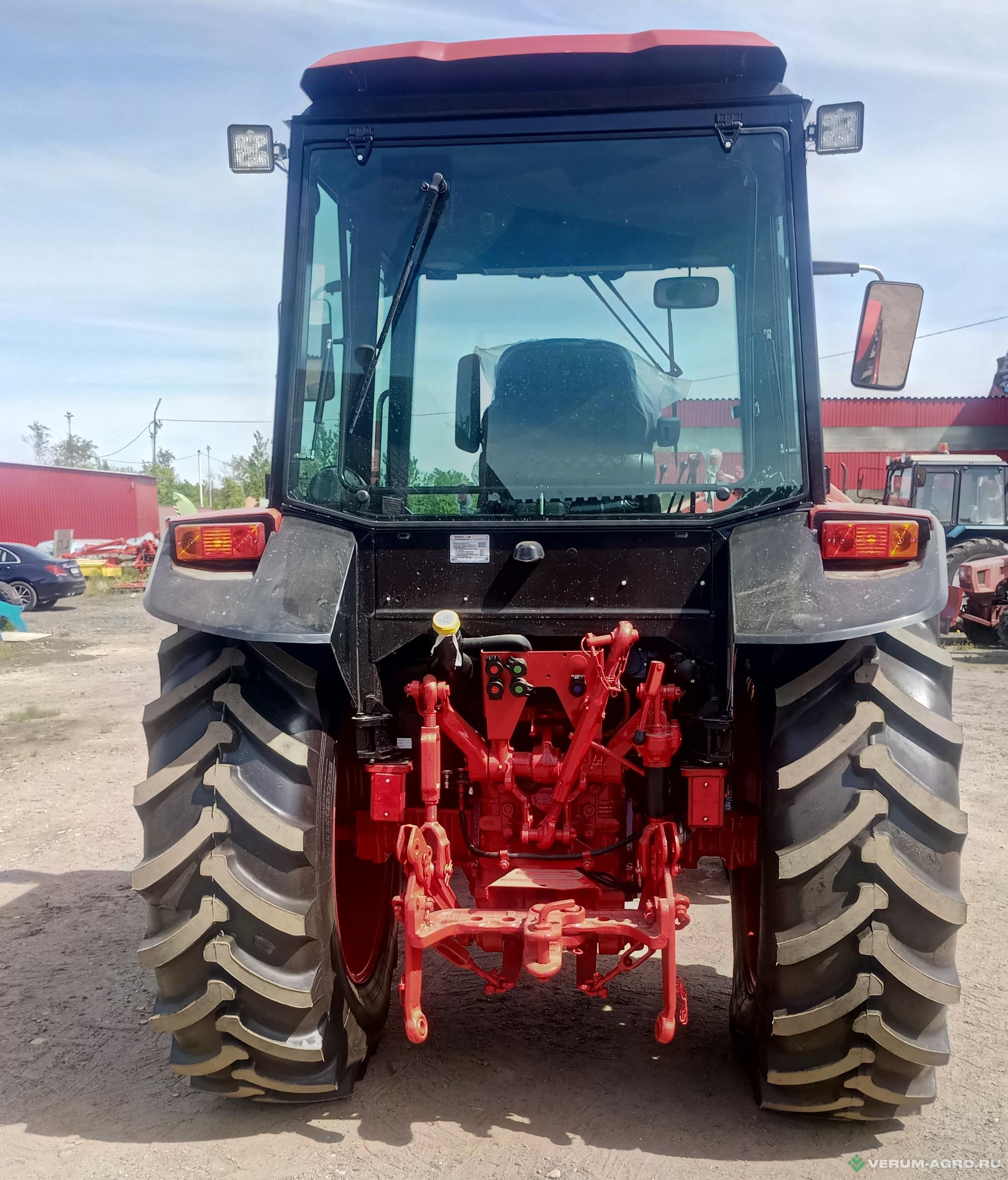 Колесные тракторы - BELARUS 82.3 005