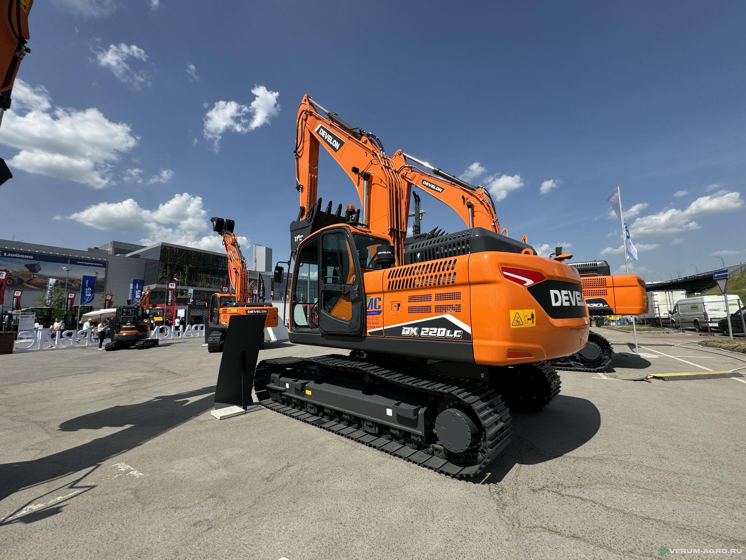 Экскаваторы - DEVELON DX220LC-7M Гусеничный