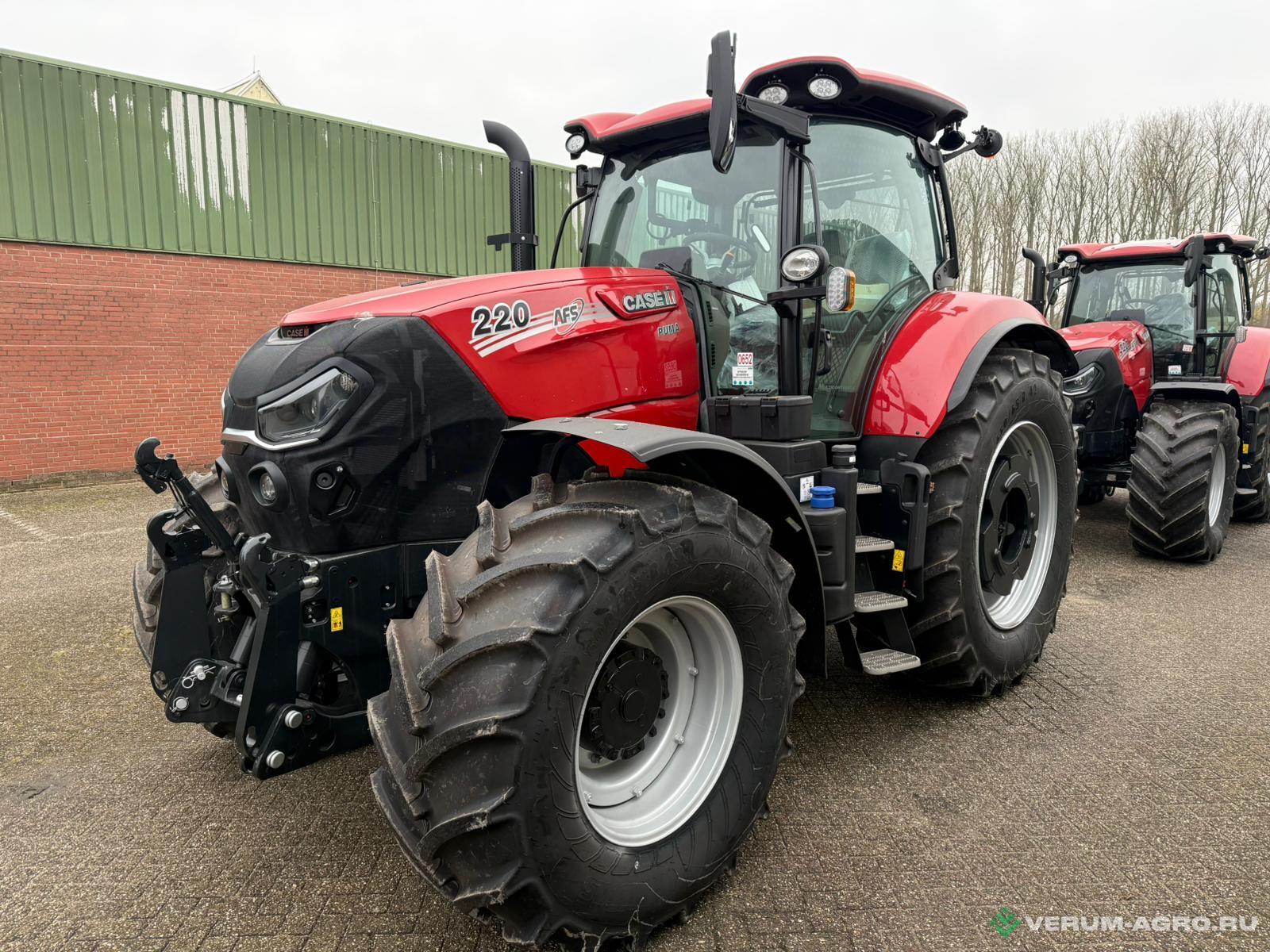 Колесные тракторы - CASE Puma 220 