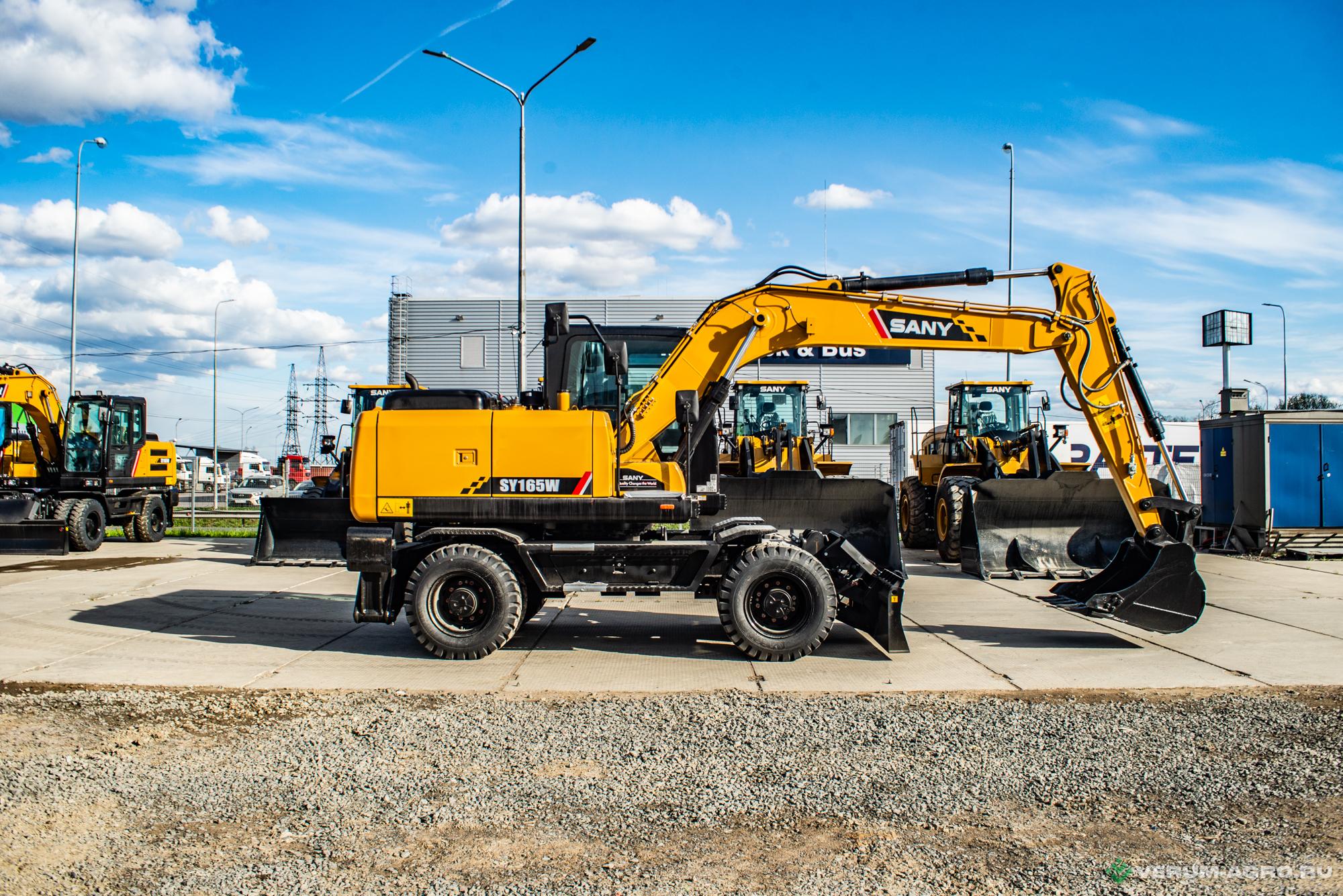 Экскаваторы - SANY SY165W Колесный экскаватор (c аутригерами)