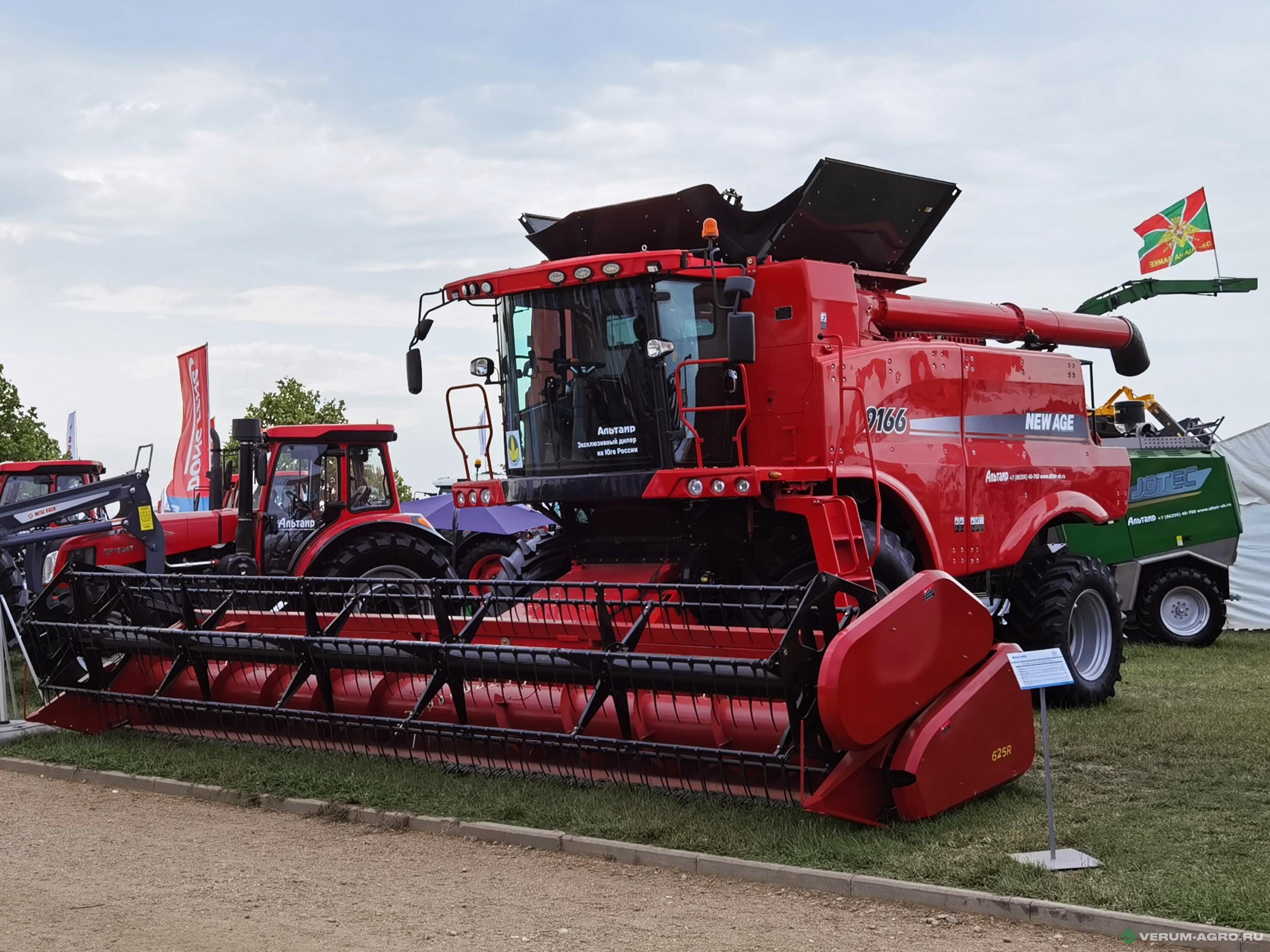 Зерноуборочные комбайны - YAFENG NEW AGE 9166 