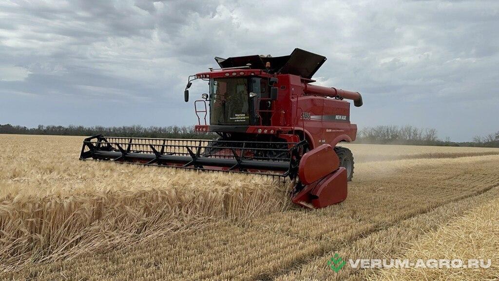 Зерноуборочные комбайны - YAFENG NEW AGE 9166 