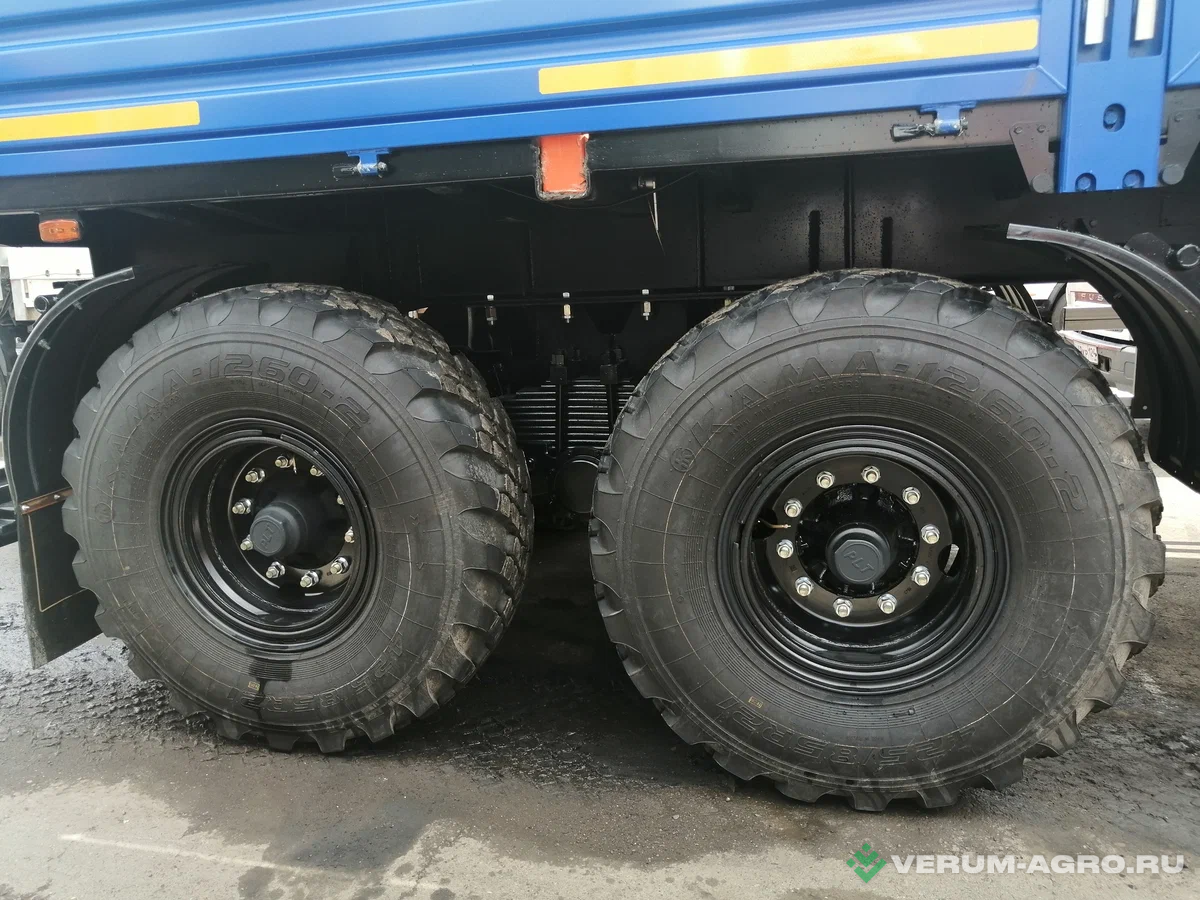 Полуприцепы - ТЗА 588521-0000024-10, бортовой 2-х осн., шины 425/85 R21, коники раздвиж