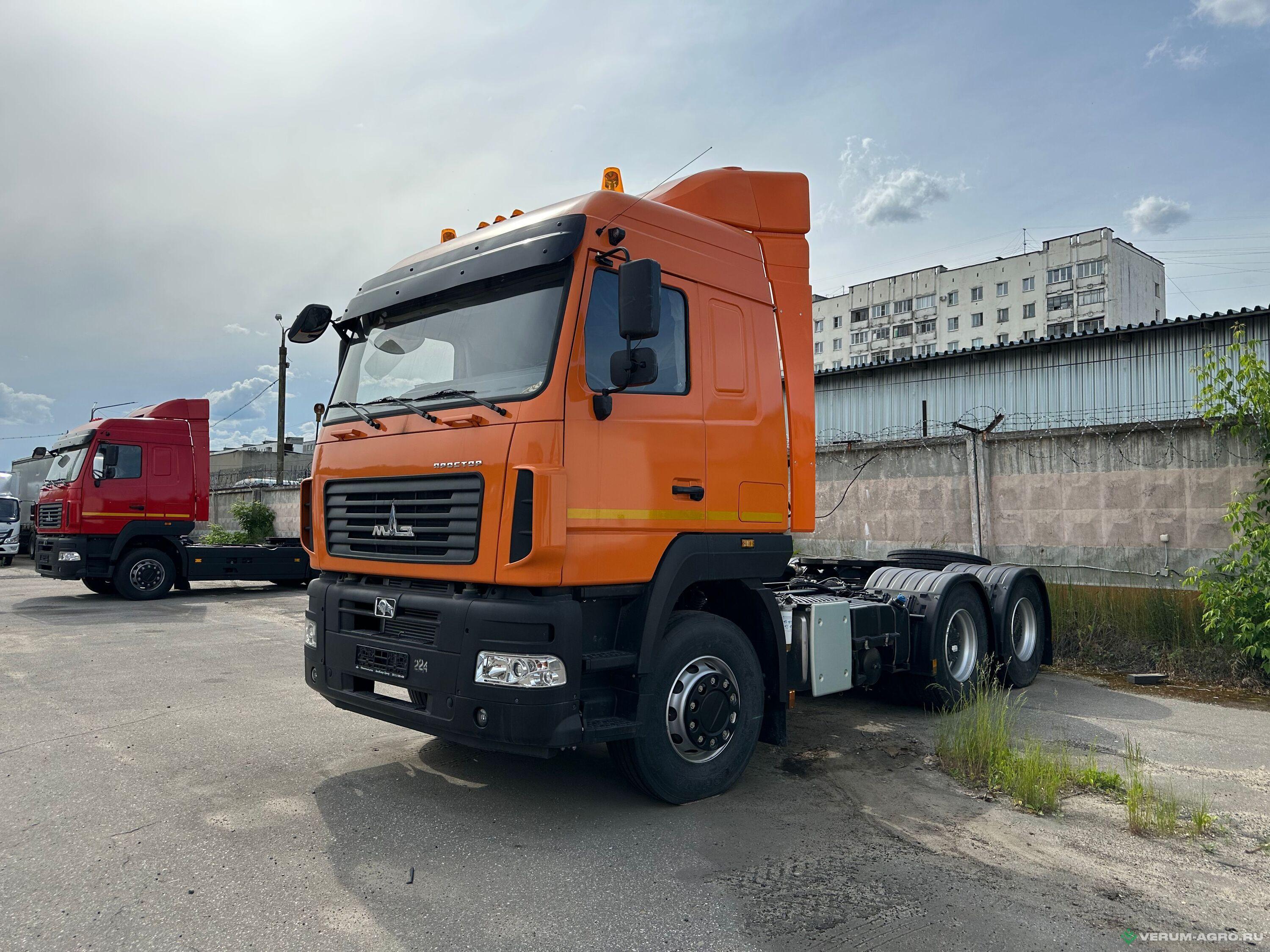 Грузовой автотранспорт - МАЗ 64А028-570-020 Тягач