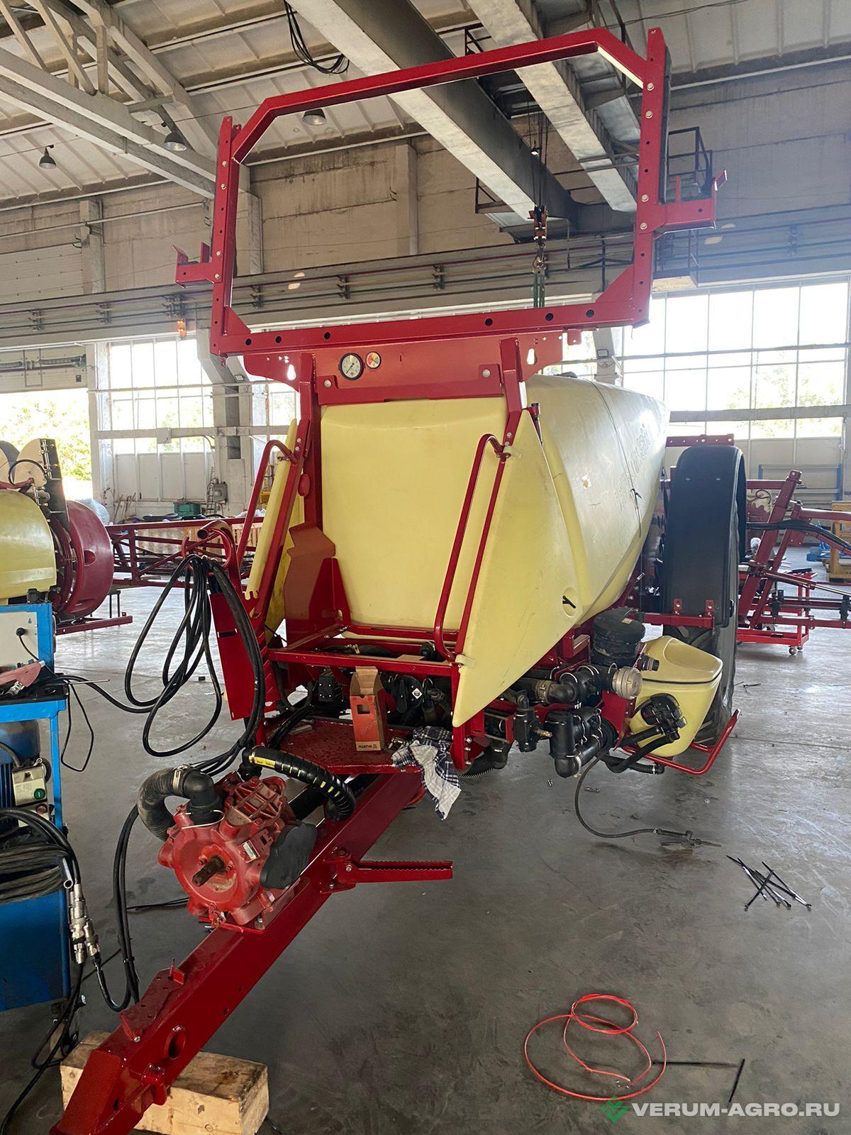 Опрыскиватели прицепные - HARDI Navigator 3000