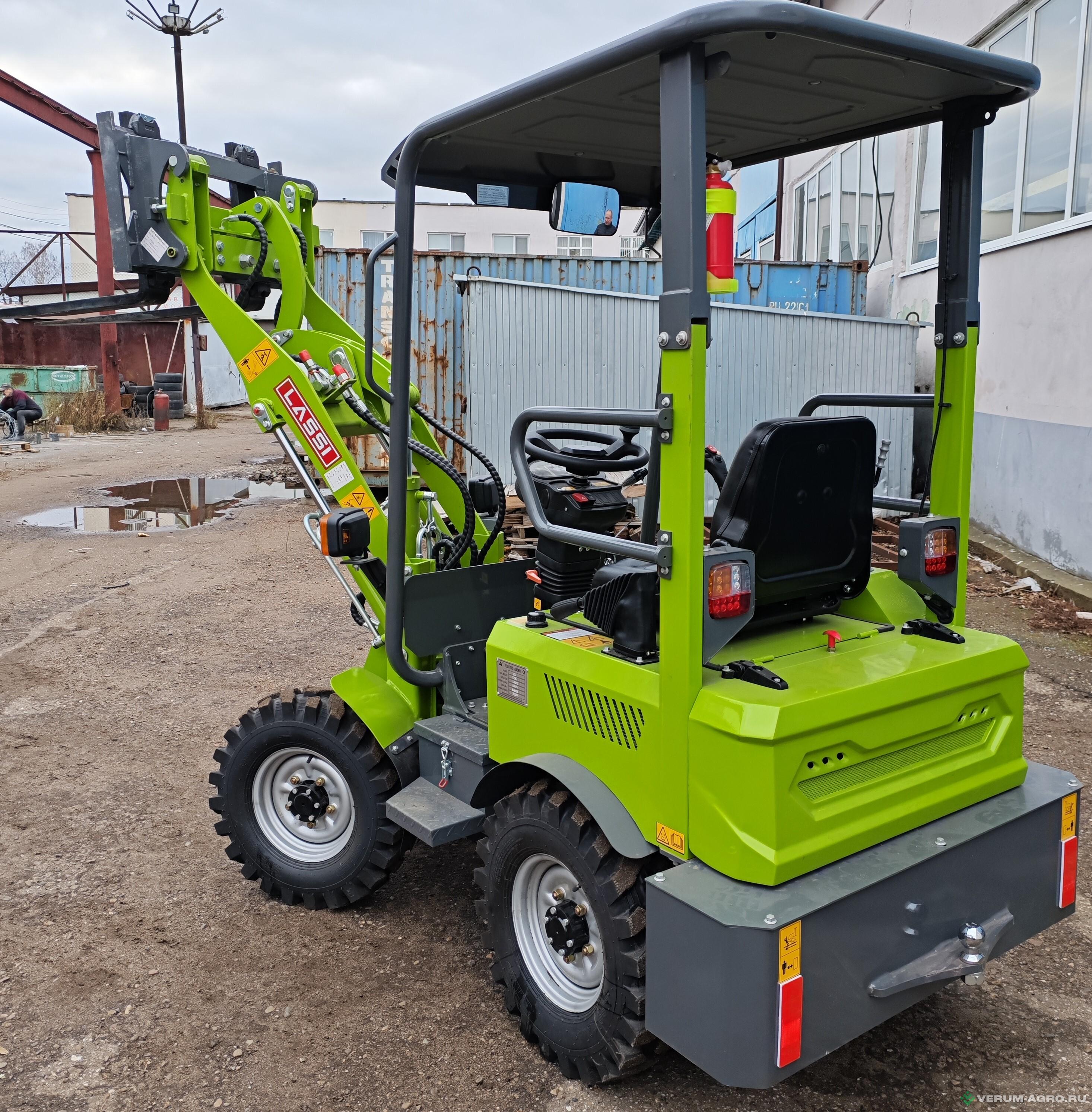 Мини-погрузчики - LASSI 604 электрический мини погрузчик