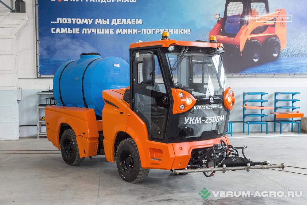 Коммунальные машины - КЗДМ УКМ 2500М 