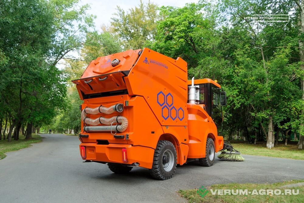 Коммунальные машины - КЗДМ УКМ 2500М 