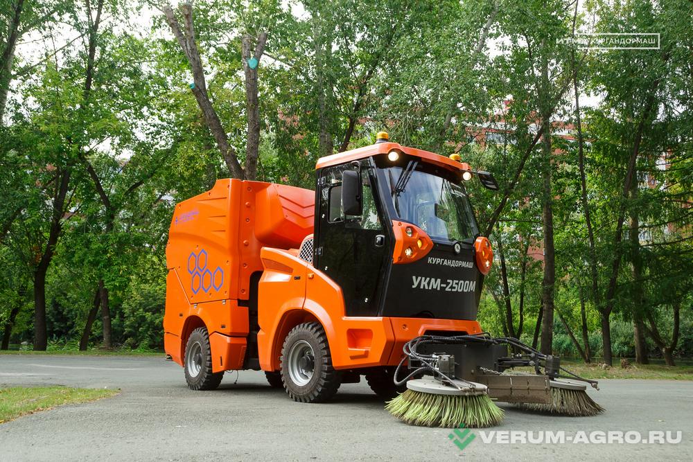 Коммунальные машины - КЗДМ УКМ 2500М 