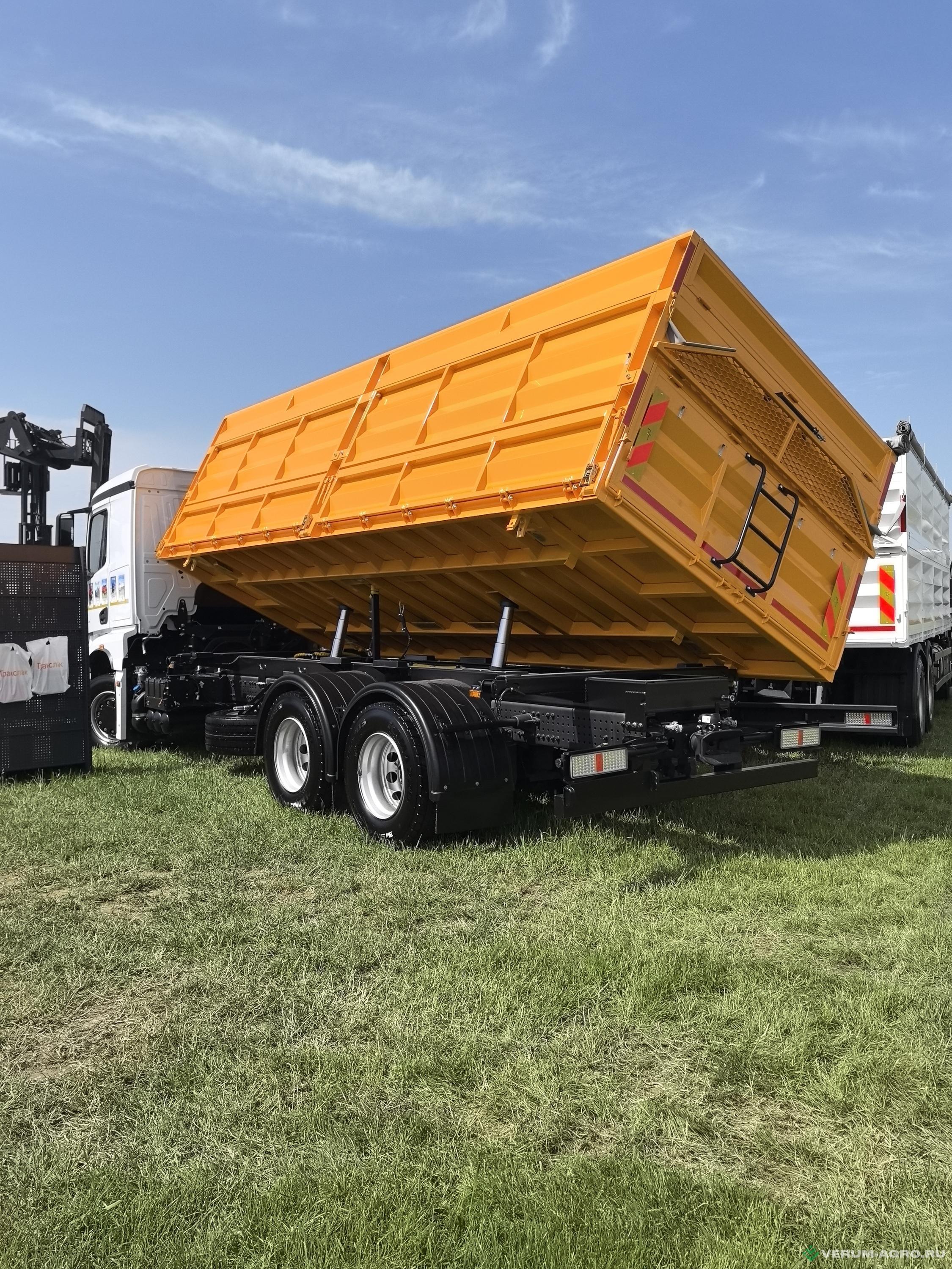 Грузовой автотранспорт - КАМАЗ 653557 самосвал зерновоз на пневмоподвеске