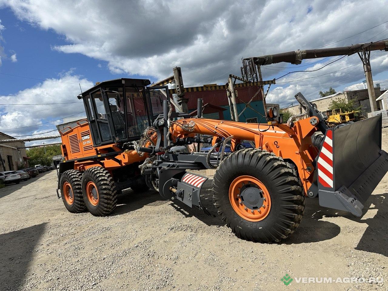 Грейдеры - ЧЗСМ ДЗ-98 