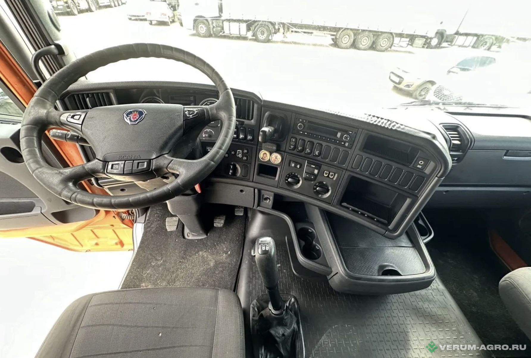 Грузовой автотранспорт - SCANIA R440 Седельный тягач
