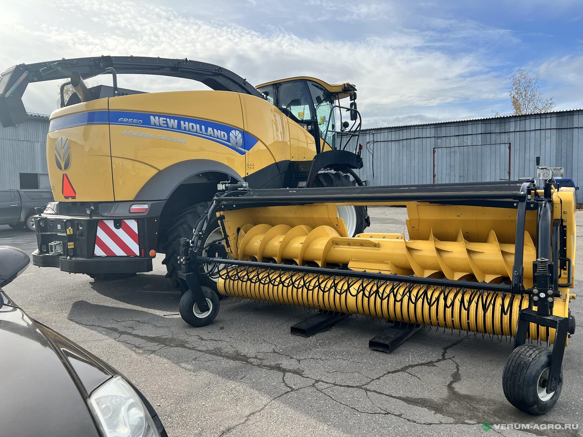 Кормоуборочные комбайны - NEW HOLLAND FR550 