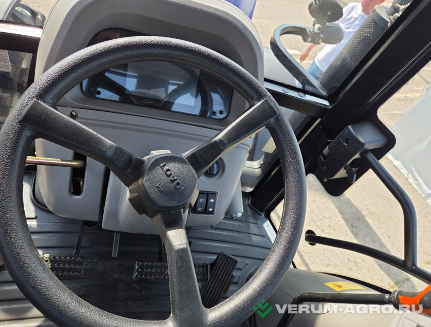 Колесные тракторы - LOVOL TD-904 
