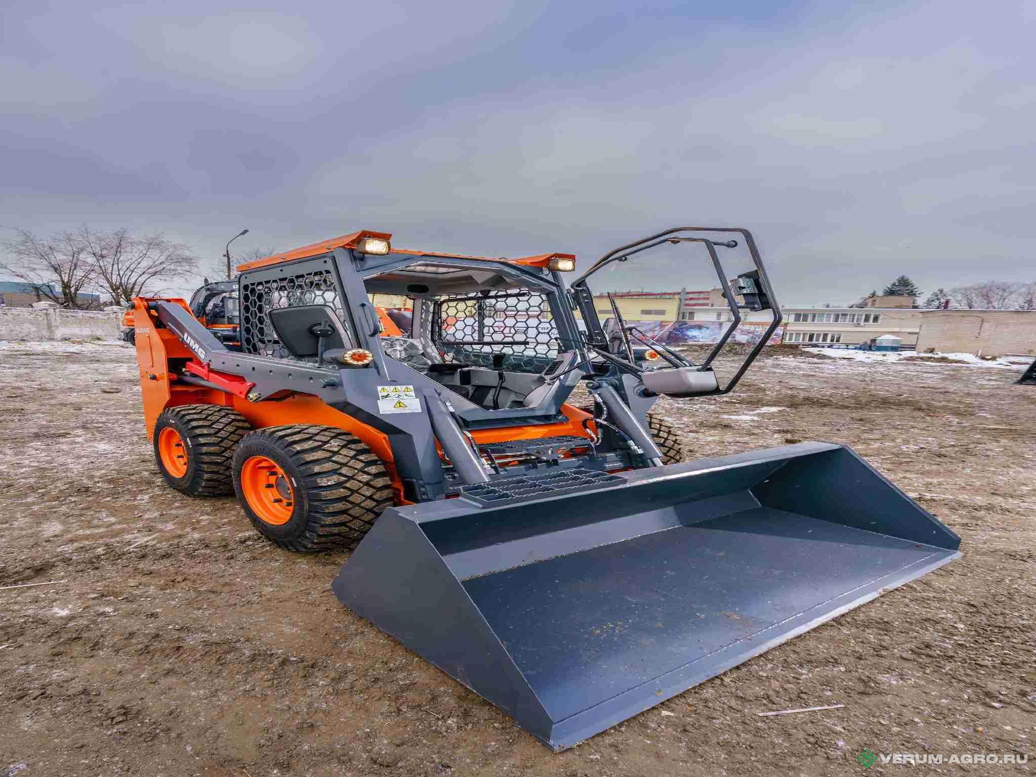 Мини-погрузчики - UMG Мини-погрузчик SL1000 