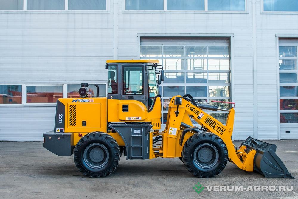 Фронтальные погрузчики - BULL SL220 