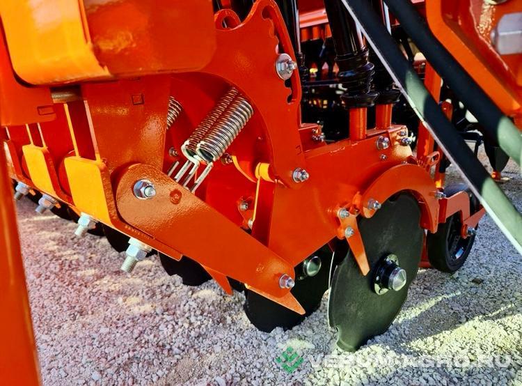 Сеялки - АГРО ГРУПП ВЕСТ MUSTANG-PRO 3.6 No-Till, 24 ряда м/р 19см.,24см.,25см.,30см.,165кг