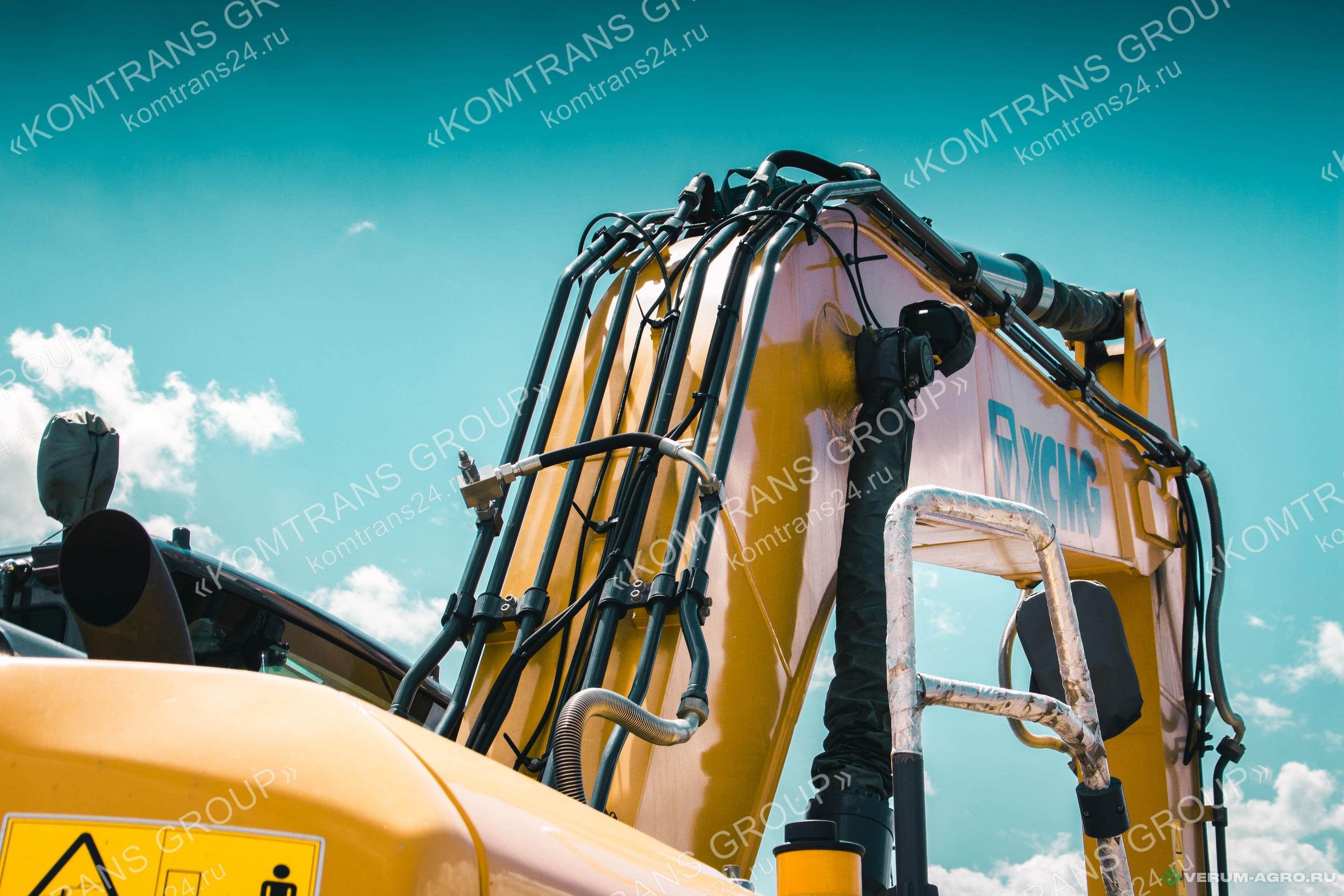 Экскаваторы - XCMG XE210WD 