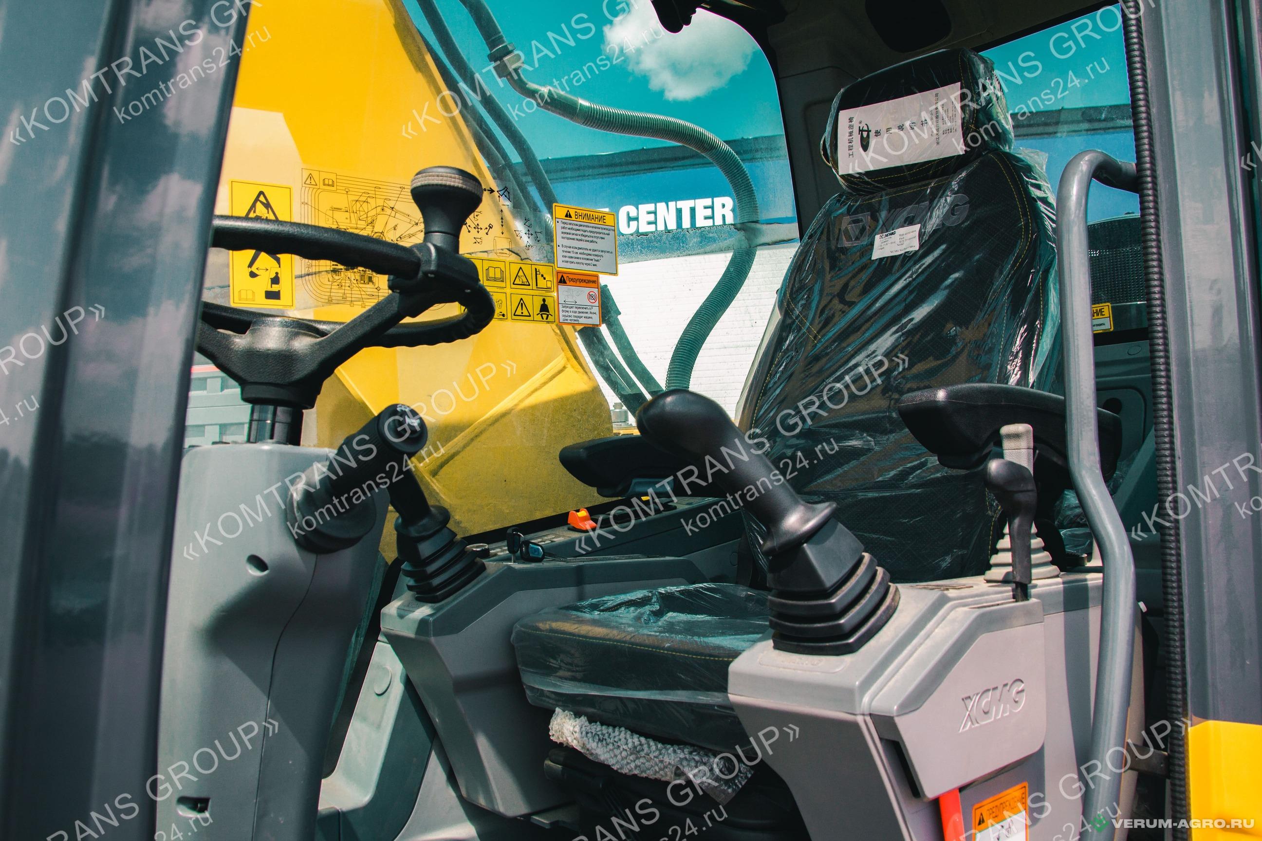 Экскаваторы - XCMG XE210WD 