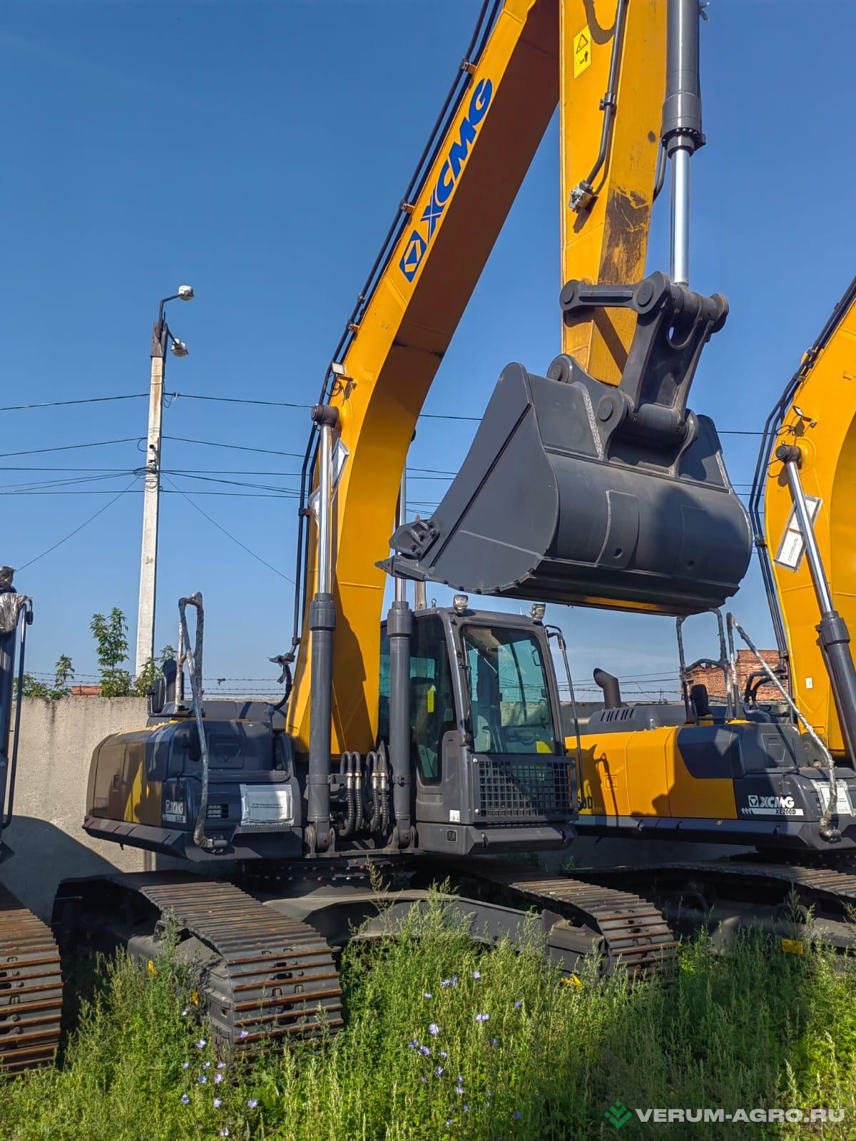 Экскаваторы - XCMG XE260D 