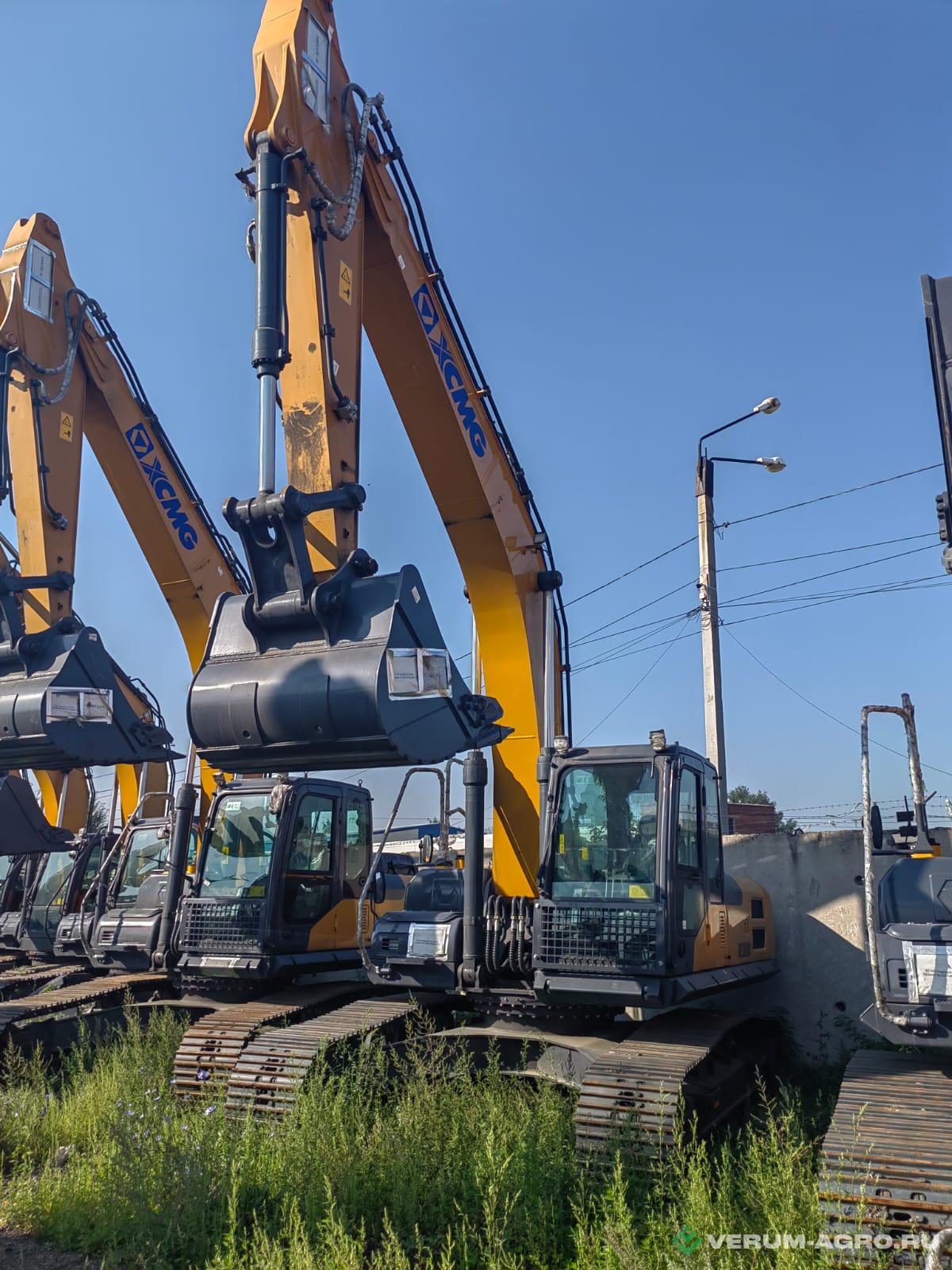 Экскаваторы - XCMG XE260D 