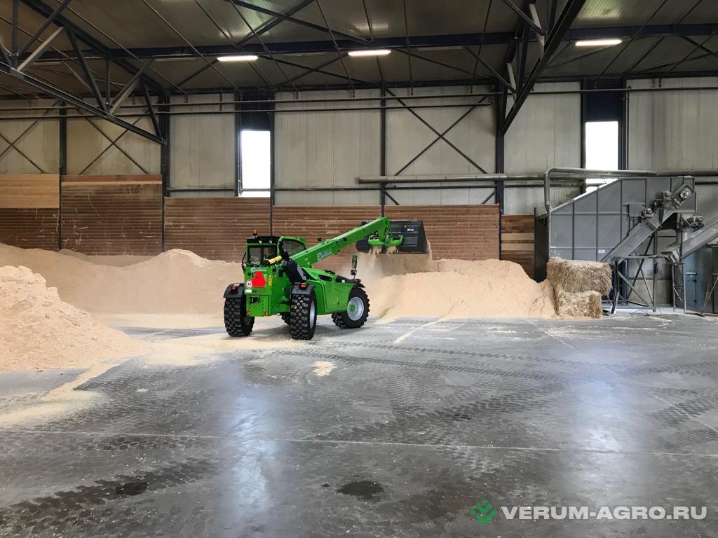 Телескопические погрузчики - MERLO TF38.10-116EE 