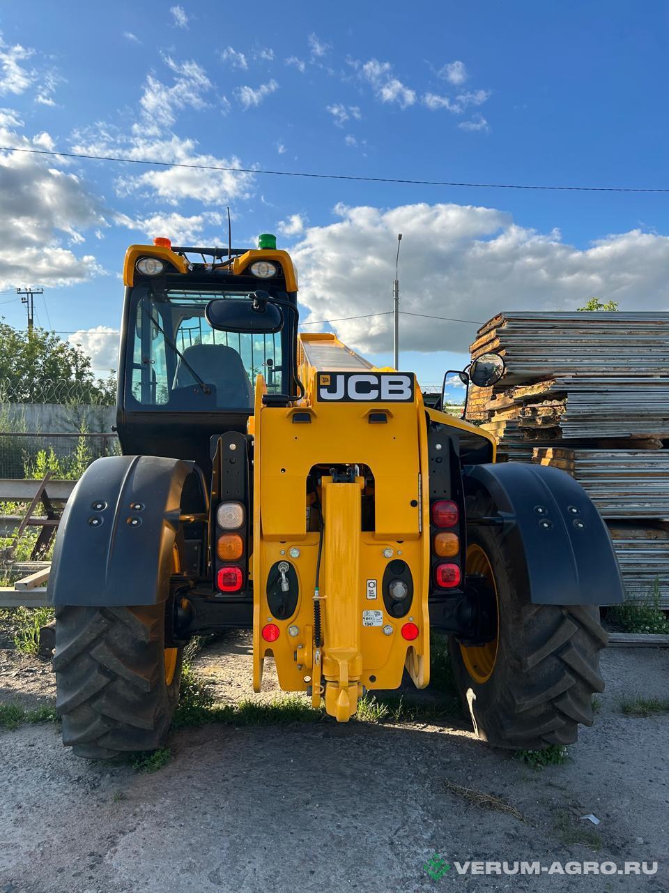 Телескопические погрузчики - JCB 531-70 