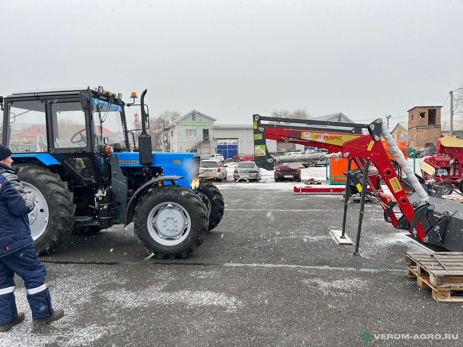 Фронтальные погрузчики - АЗАС ПФУ 1000 