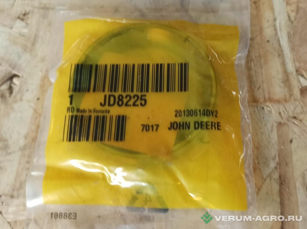 Запчасти - JD8225 НАРУЖН. КОЛЬЦО ПОДШИПНИКА