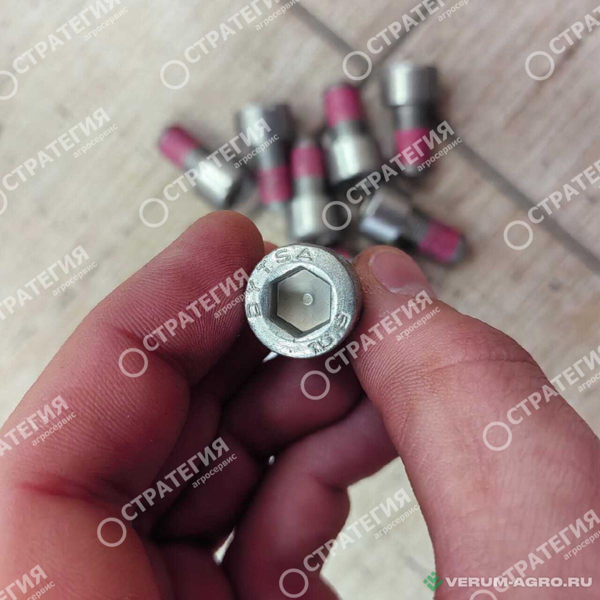 Запчасти - 231625 Болт карданного вала от двигателя к угловому редуктору  (52552319,302718) MANITOU MLT-735 (Маниту)