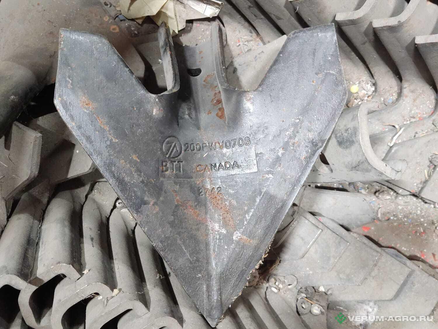 Запчасти - 200-PWV-0708 Лапа 313(8MM) X 7(180MM) (John Deere N238333XLT)